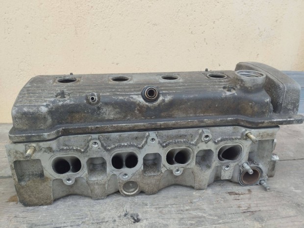 Toyota hengerfej 4AFE carina avensis