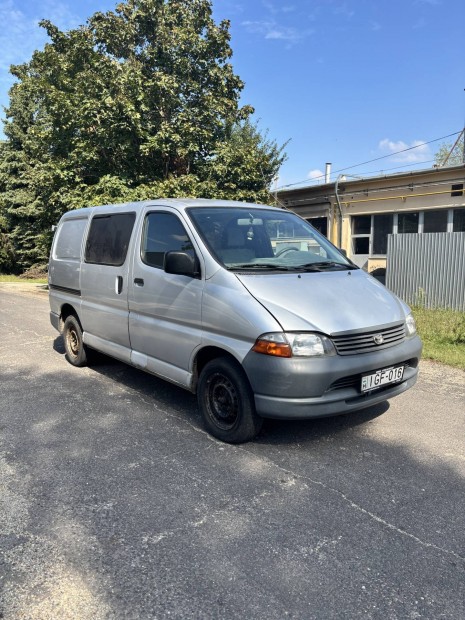 Toyota hiace bontott alkatrsz