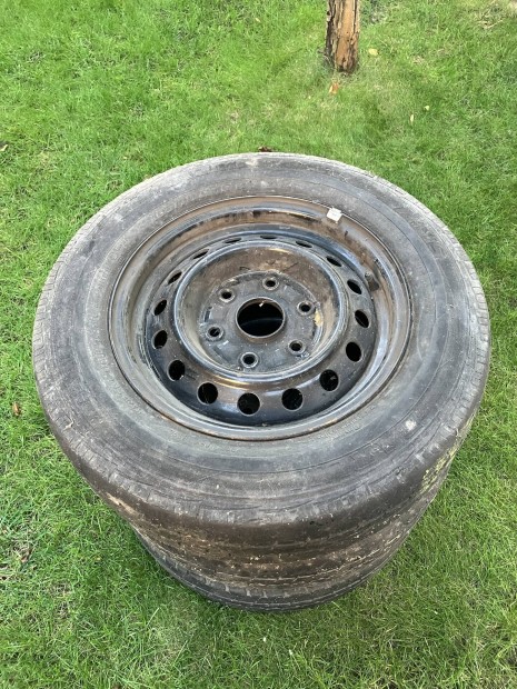 Toyota hiace felni eladó