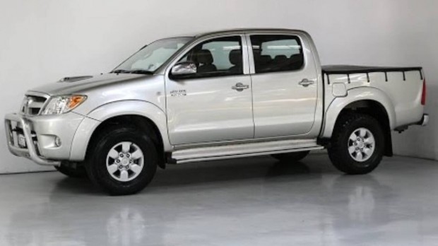 Toyota hilux 15 col 6x139,7 gyri alufelni