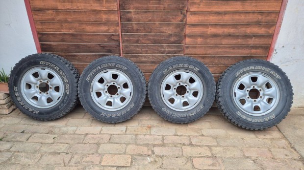 Toyota hilux felni