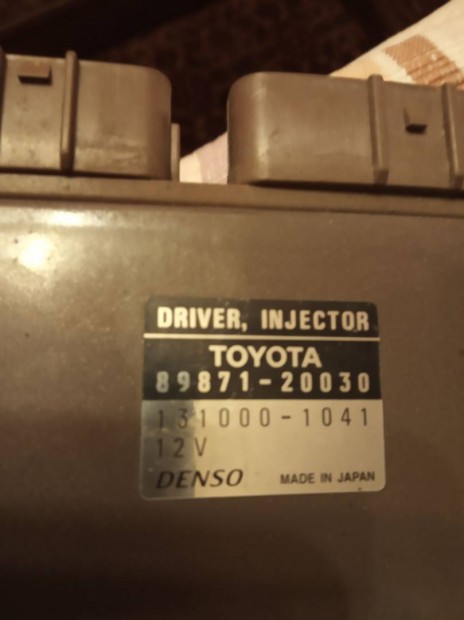 Toyota injektor vezrl