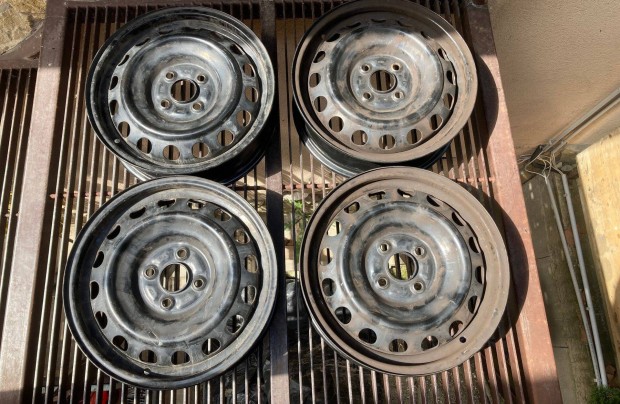 Toyota lemezfelni 4x100 5J 15"