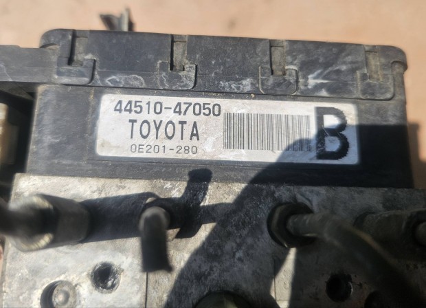 Toyota prius 2 abs kocka 90000