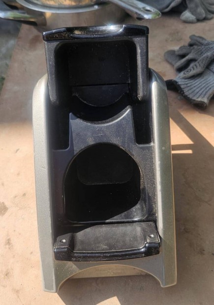 Toyota prius 2 pohartarto 6000