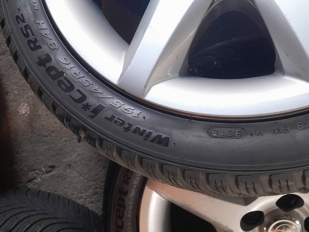 Toyota prius audi a1 a2 a3 seat Skoda Volkswagen r16 5x100 felni 