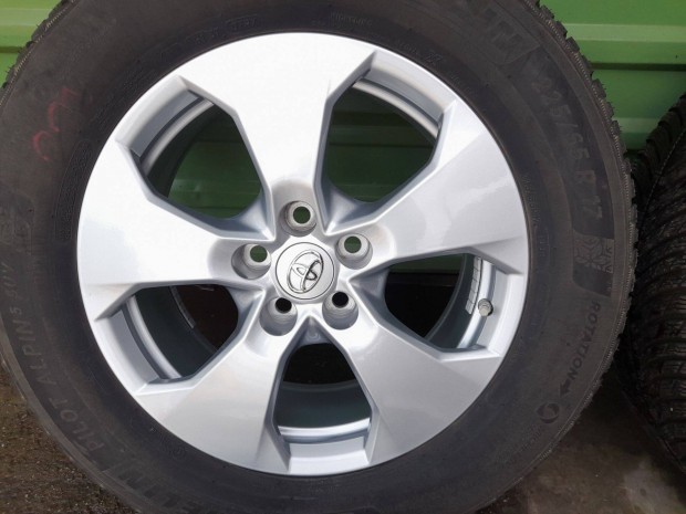 Toyota rav4 rav 4 gyri alufelni 5x114,3 17" tligumi