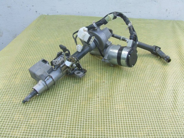 Toyota rav4 xa30 elektromos szervo