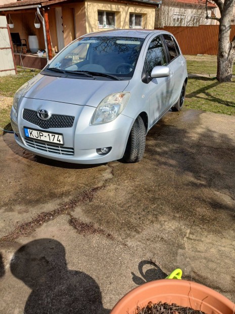 Toyota yaris 1.3