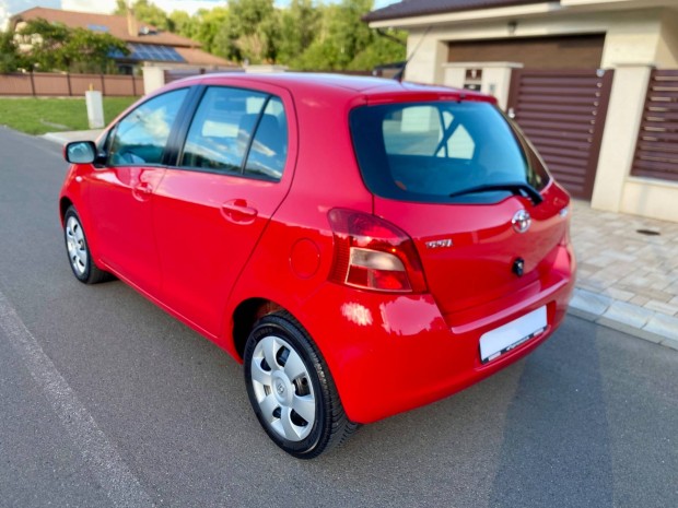 Toyota yaris 1.3 benzin