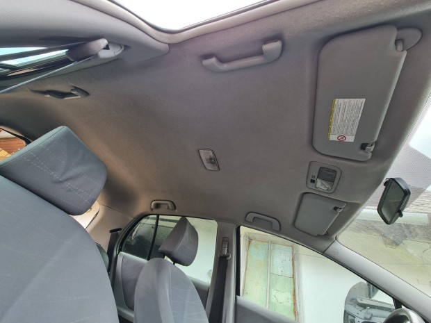 Toyota yaris 2 1.4 d4d automata bontdik