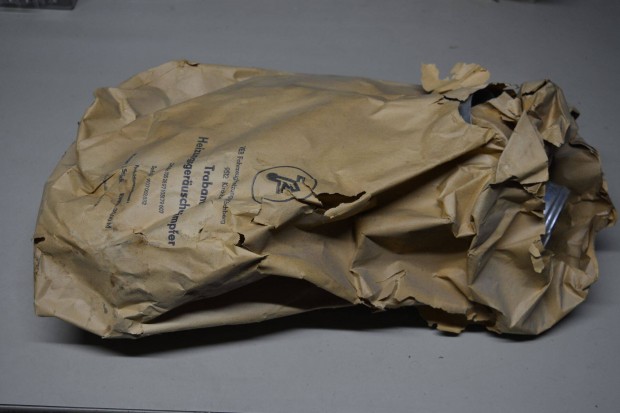 Trabant 601 �j f�t�dob f�t�s kifli eredeti csomagol�sban