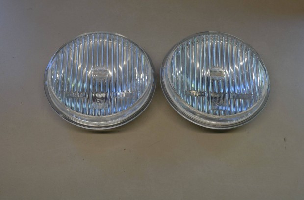 Trabant Barkas gy�ri �j k�dl�mpa bet�t p�rban eredeti FER