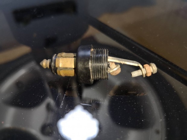 Trabant Wartburg 12V 6V dugalj bett 