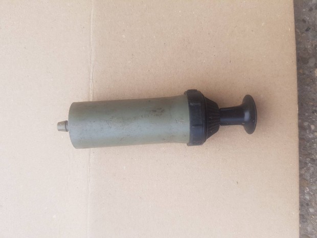 Trabant ablak mos� fecskend� mechanikus m�k�dtet�s� �r: 1.500Ft