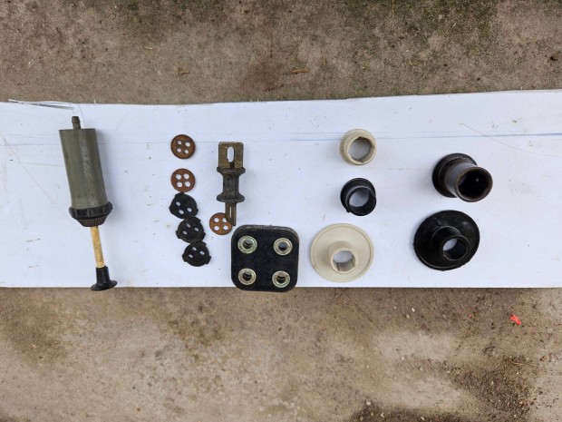 Trabant alkatrsz alkatrszek r: 1.500Ft -tl