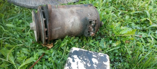 Trabant alkatrészek csomagban felelt állapotban Személyes átvétel