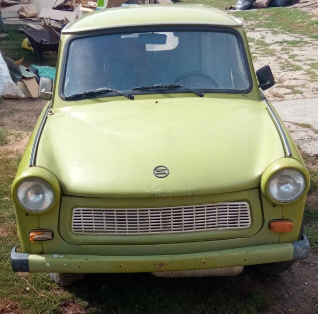 Trabant alkatrszek eladk