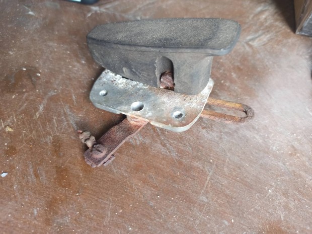 Trabant bels� ajt�nyit� kilincs - eredeti, retro alkatr�sz