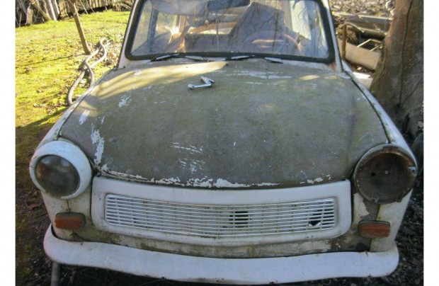 Trabant elemek, l�kh�r�t�, motor, sebv�lt�, tank stb. elad�k