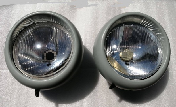 Trabant első lámpa foncsor lámpa keret és bili Új