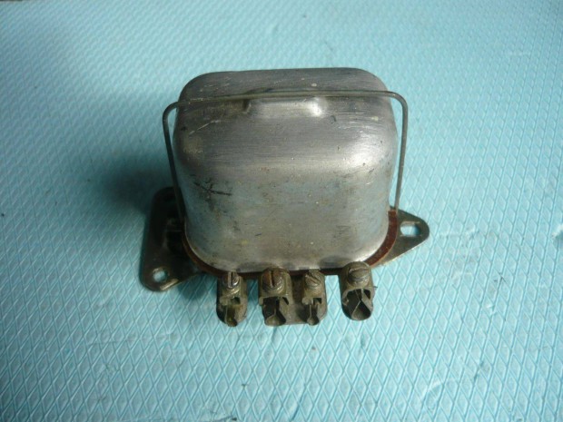 Trabant feszltsg szablyz