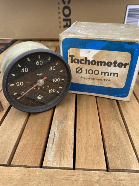 Trabant kilomterra , tachometer 100mm, retro km ra