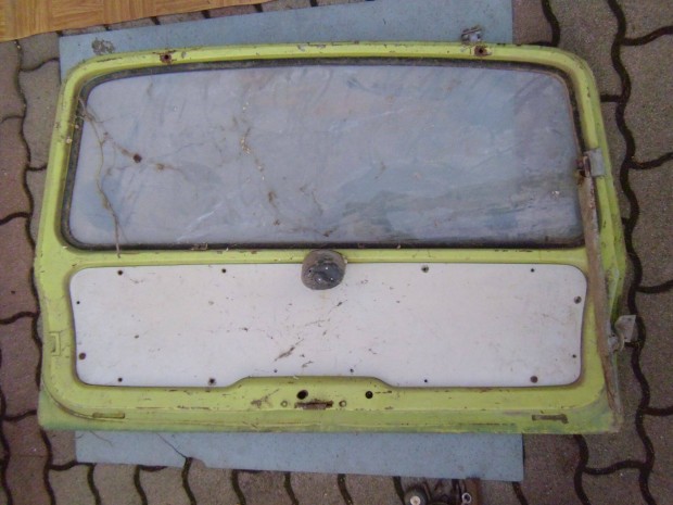 Trabant kombi csomagtérajtó komplett
