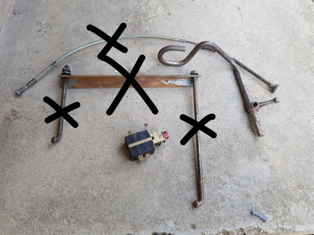 Trabant sebess�gv�lt� r�d �s v�szvillog� kapcsol� ill visszajelz� gomb