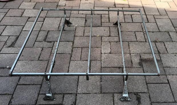 Trabant tetőcsomagtartó eladó
