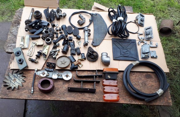 Trabant �j �s haszn�lt alkatr�sz elad� !