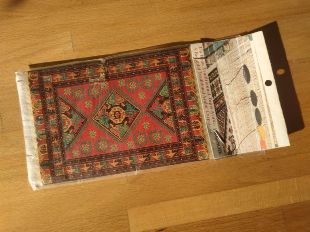 Tradicionális, mini, színes, 100% selyem arab szőnyeg Tunéziából (új)
