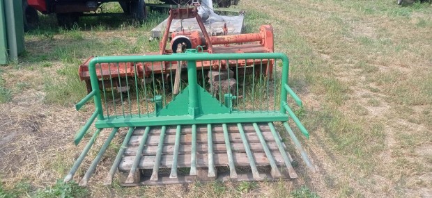 Trgyavilla, traktorhoz