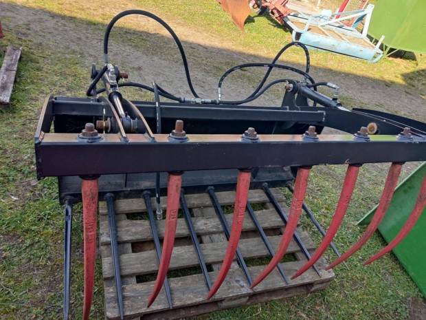 Trgyavilla, j, Bobcat rakod homlokrakod traktorhoz