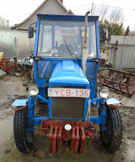 Traktor 5611