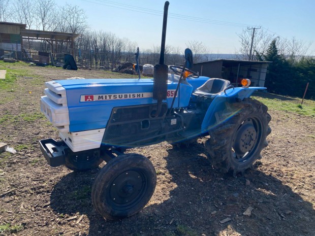 Traktor Mitsubishi D2650 Jap�n