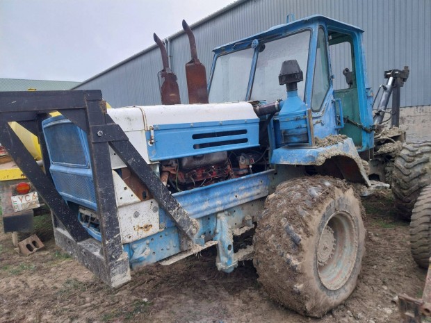 Traktor T 150,6 hengeres,ninditos,daruval elado.csere is