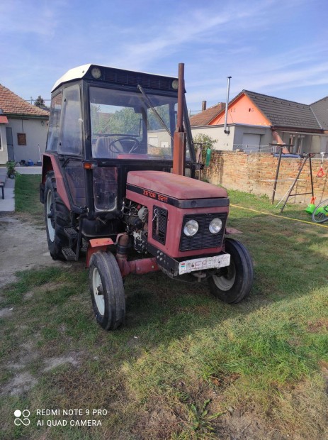 Traktor Zetor 5211 - es elad