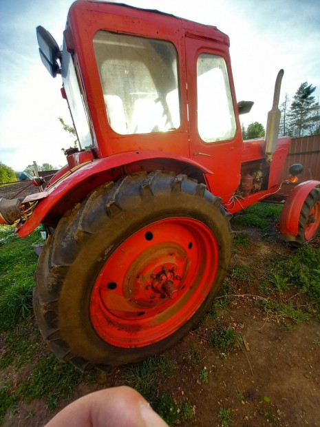 Traktor  elad  mtz 50