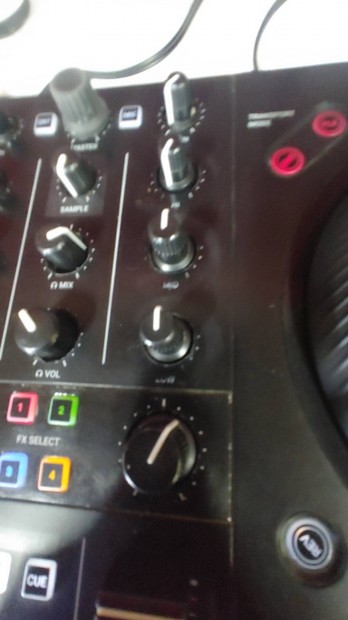 Traktor dj s2 mk3 kontroller 