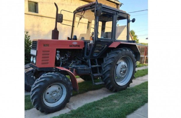 Traktor elad jszer llapotban