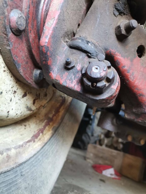 Traktor els hd, kombjn SZK05 hts hd kerekekkel vagy nlklk
