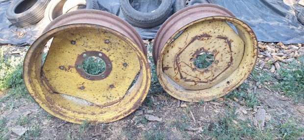 Traktor felni r28 T25 John Deere Landini 