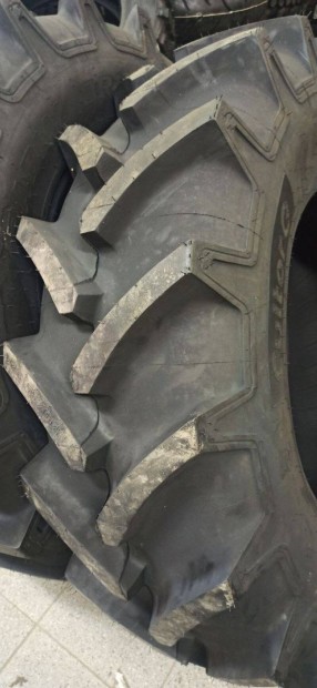 Traktor gumi 13,6 R24 / 340/85 R24 /