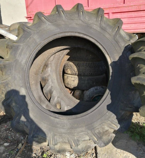 Traktor gumi Ingyen elvihet�