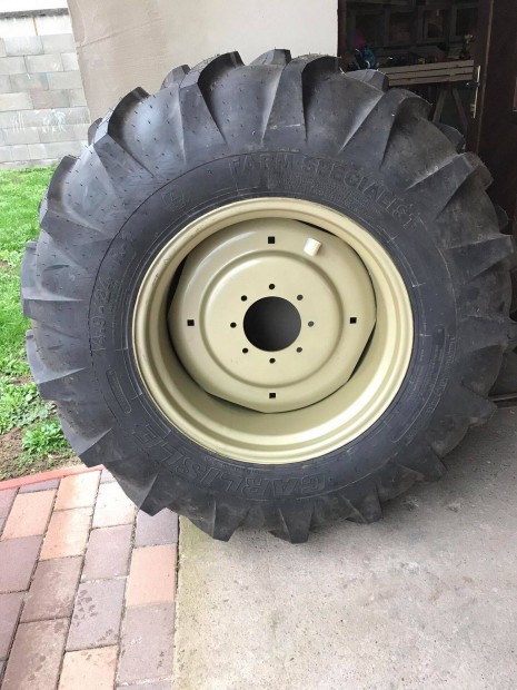 Traktor gumik felnin 14.9-24