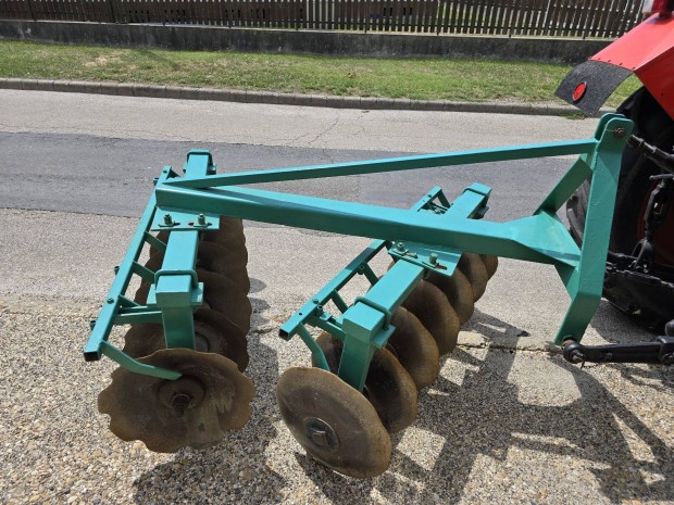 Traktor trcsa