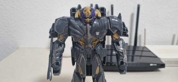 Transformers Knight Armor Turbo Changers Megatron Hasbro