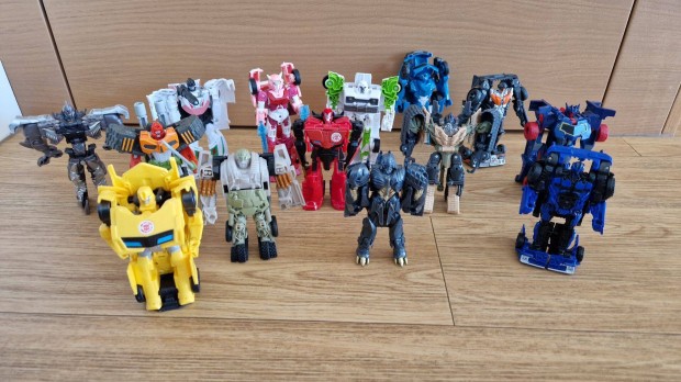 Transformers figurk egyen elad