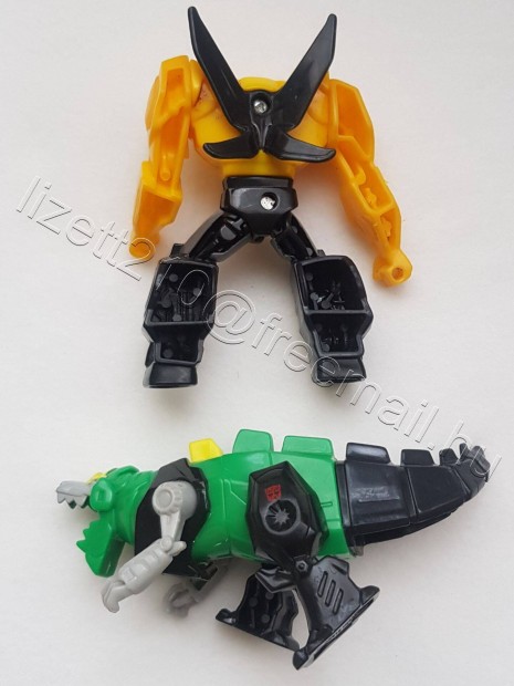 Transformers manyag figura szettben 2 db egyben